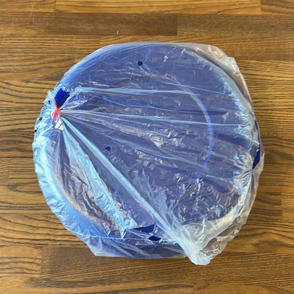 NEW Tupperware small serving tray four piece set - Picture 7 of 7